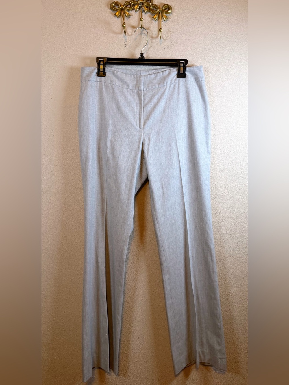 Antonio Melani Light Gray Dress Pants - Classic Straight Fit. Size 10